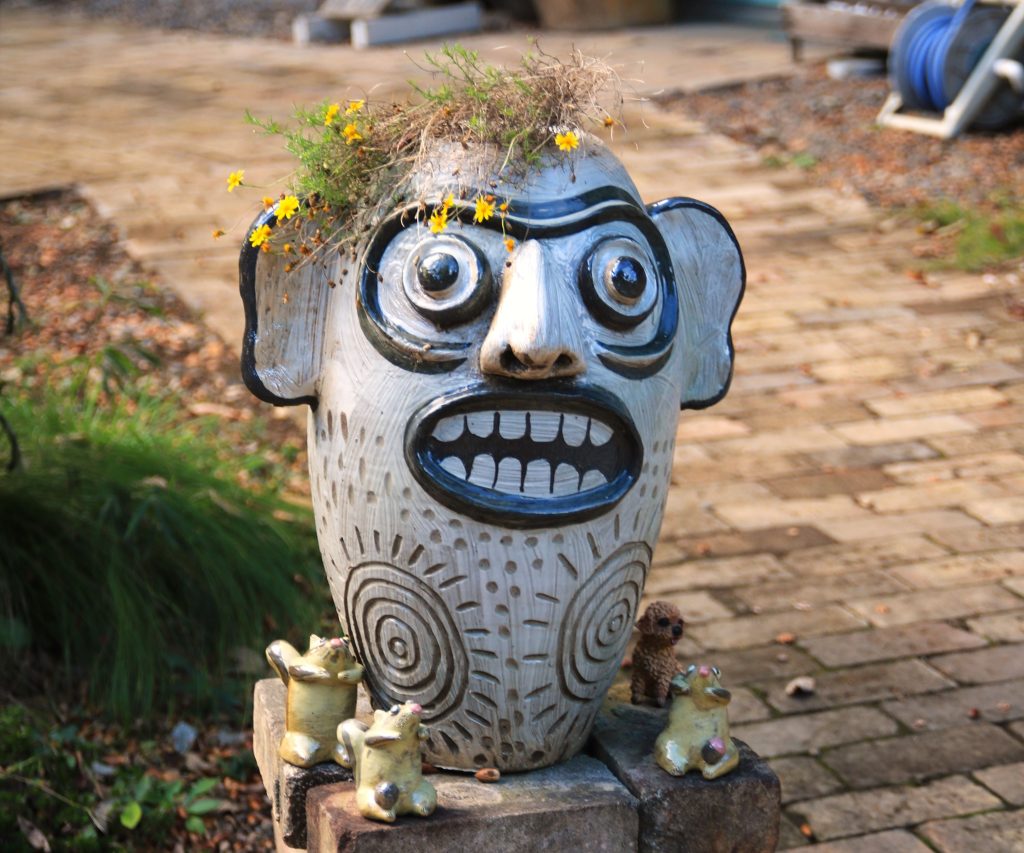 Ceramic artworks are displayed on the street of Mashiko City, which is well known for its ceramic production. Mashiko is located in the Tochigi Prefecture, about 110 kilometers north-northeast of Tokyo.