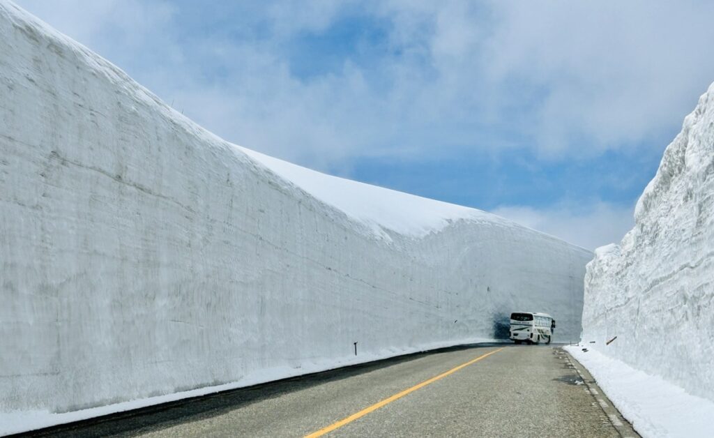 Big Snow Wall of Tateyama Kurobe Alpine Route, Toyama, Japan